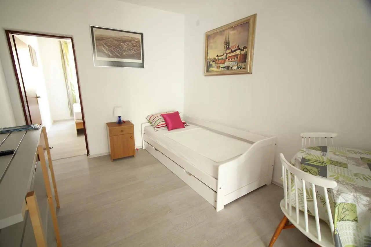 Apartmani Niessner Malinska Apartment