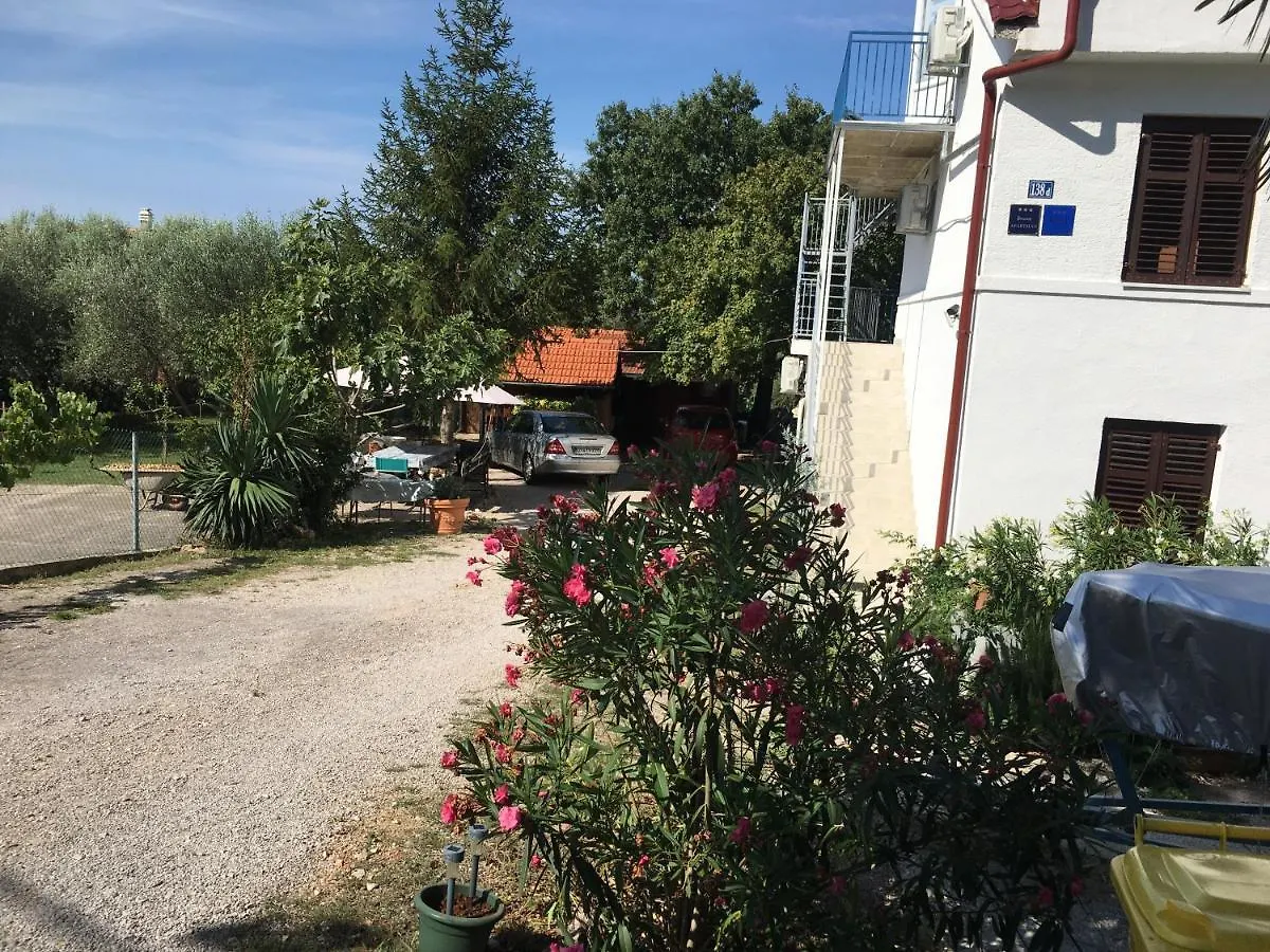 Apartment Apartmani Niessner Malinska