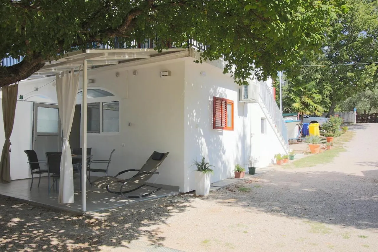 Apartment Apartmani Niessner Malinska